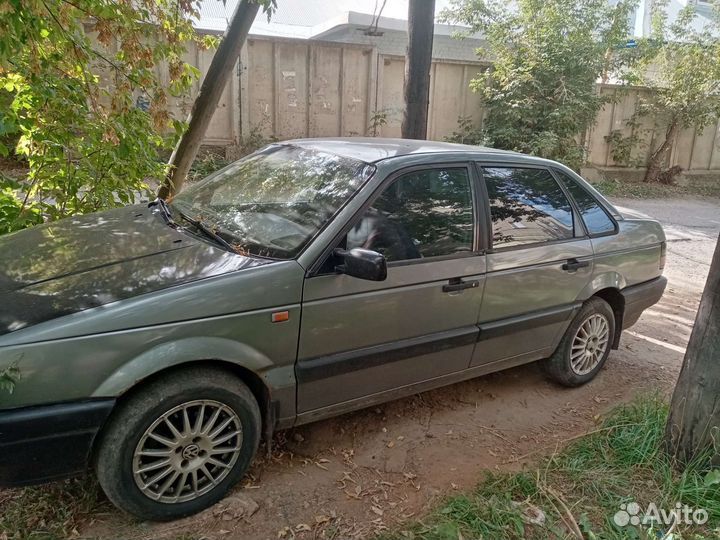 Volkswagen Passat, 1993