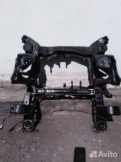 Подрамник на Сузуки гранд витара