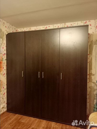 Забронировано Шкаф для одежды бу бесплатно