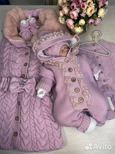 Вязаный конверт на выписку