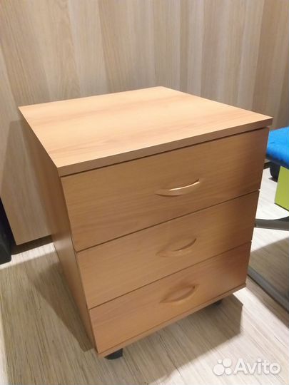 Тумба офисная выкатная