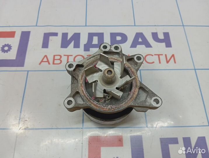 Насос водяной (помпа) Geely Emgrand EC7 1136000158