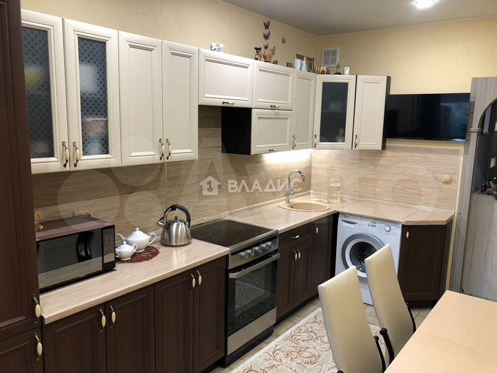 2-к. квартира, 51 м², 3/10 эт.