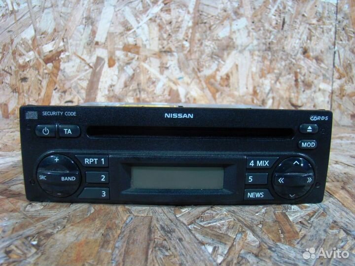 Nissan Note E11 Магнитола