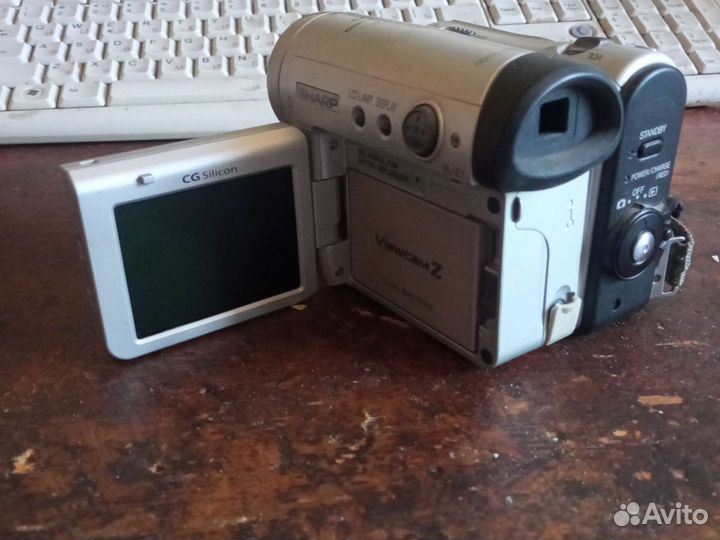 Классика Видеокамера sharp vl-z1
