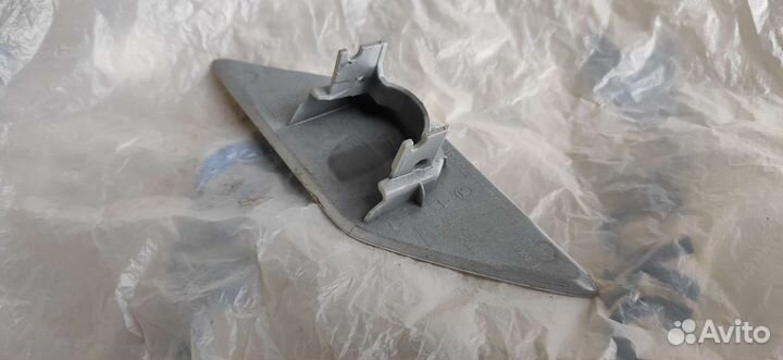 Крышка омывателя фар Skoda Kodiaq