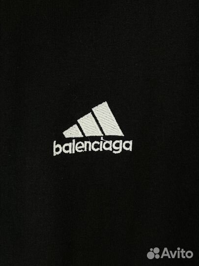 Футболка adidas x balenciaga