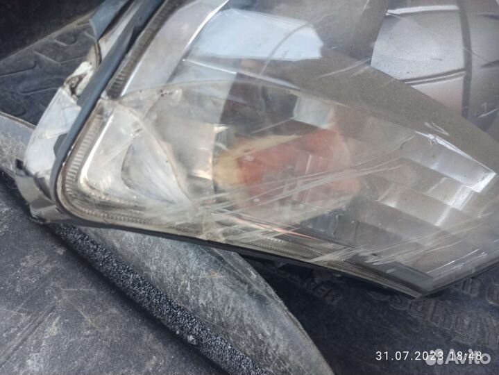 Фара Кайрон правая