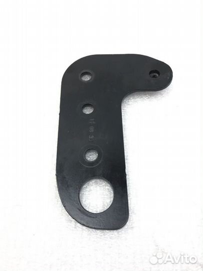 Замок багажника левый Land Rover Discovery 3 L319