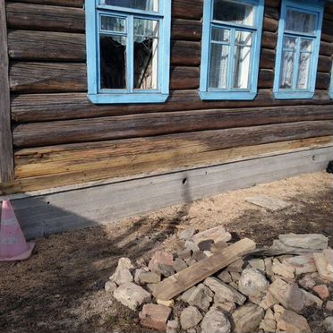 Замена венцов, выравнивание дома