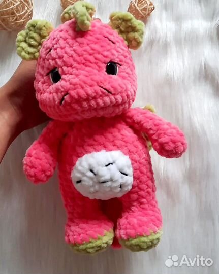 Дракон и динозавр. Вязаные игрушки в наличии