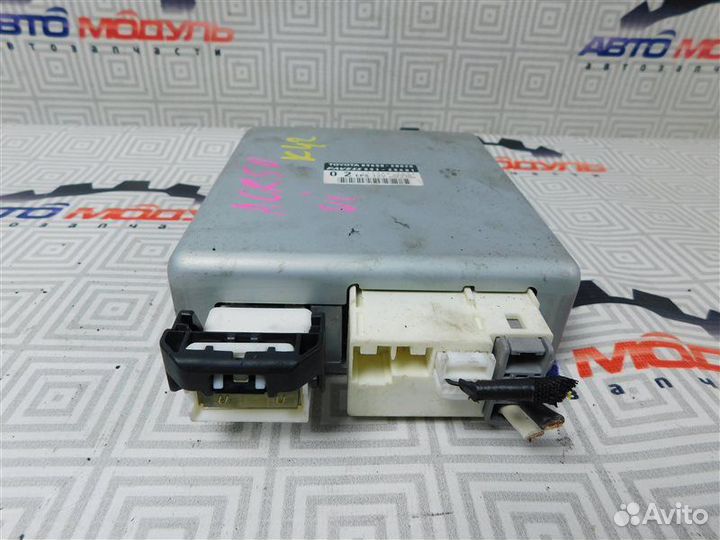 Б/У Блок управления рулевой рейкой Toyota Estima