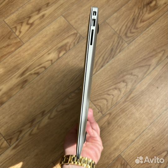 Macbook air 13 mid 2011