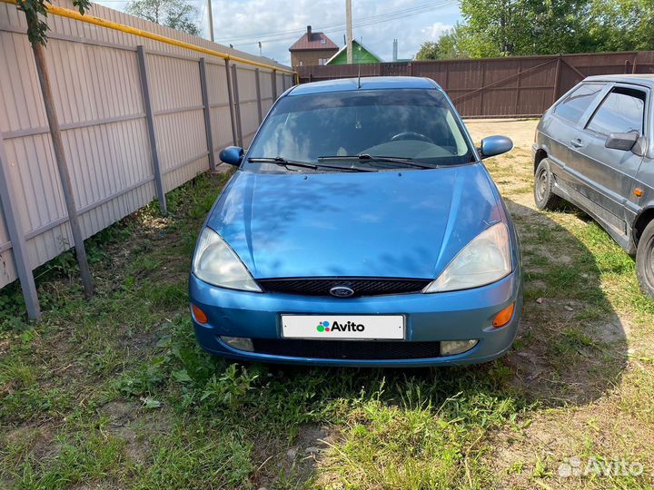 Ford Focus 1.6 МТ, 2001, 200 000 км