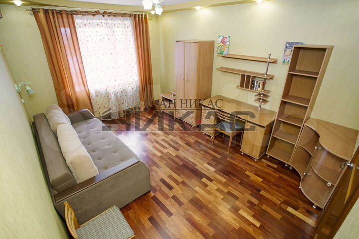 2-к. квартира, 80 м², 6/9 эт.