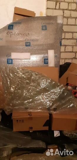 Стекло двери передней правой Nissan Primera