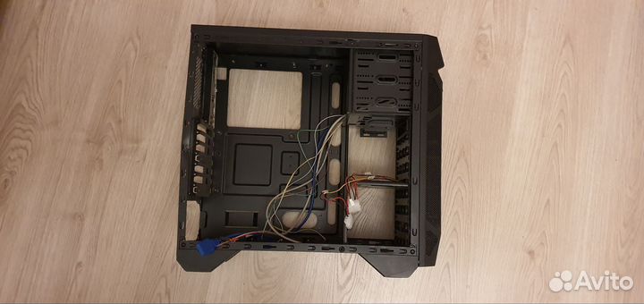 Корпус пк gmc без бок стенок но с куллером