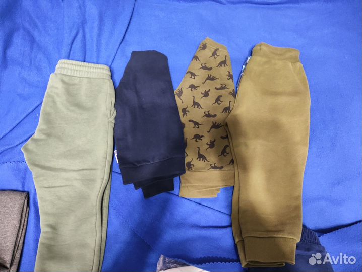 Продам детские вещи