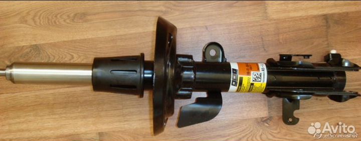 Продаю оригинальные амортизаторы Acura