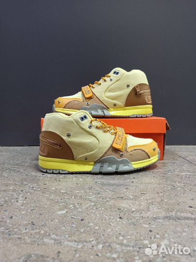 Кроссовки Nike