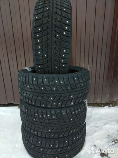 Landsail Ice Star IS33 225/45 R17 94H