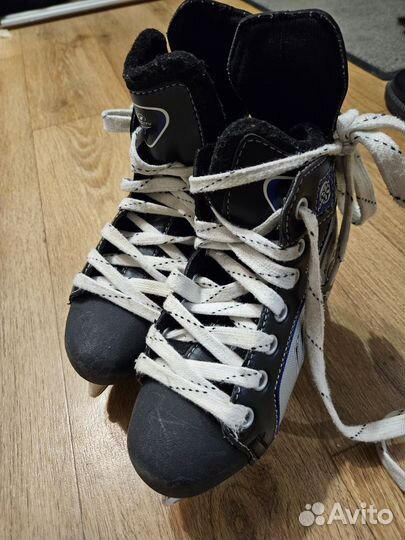 Коньки хоккейные