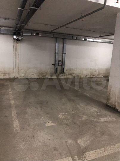 Машиноместо, 14 м²