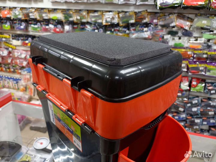 Ящик для зимней рыбалки