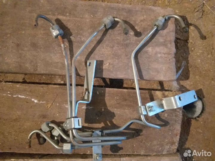 Трубки топливные Алтай 3310