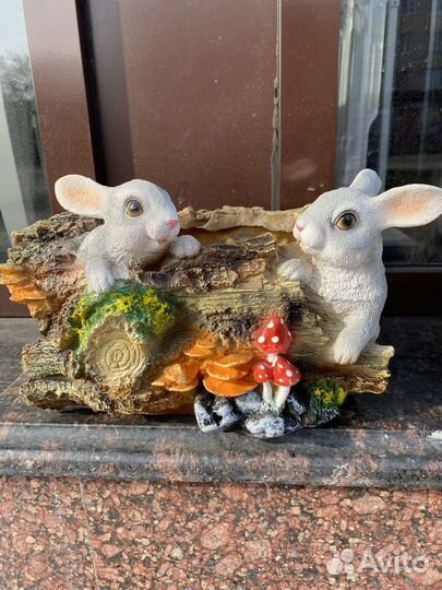 Кашпо из полистоун