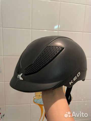 Шлем для конного спорта