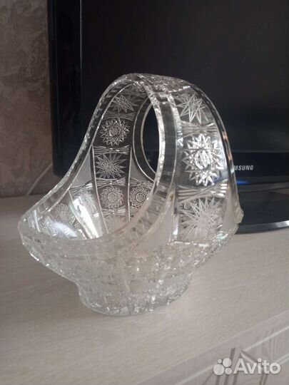 Ваза корзина хрустальная
