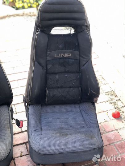 Передние сиденья ваз 2114