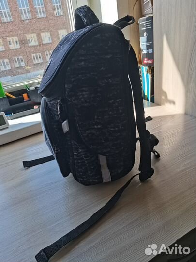 Рюкзак школьный