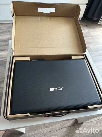 Ноутбук asus x55a-sx019r