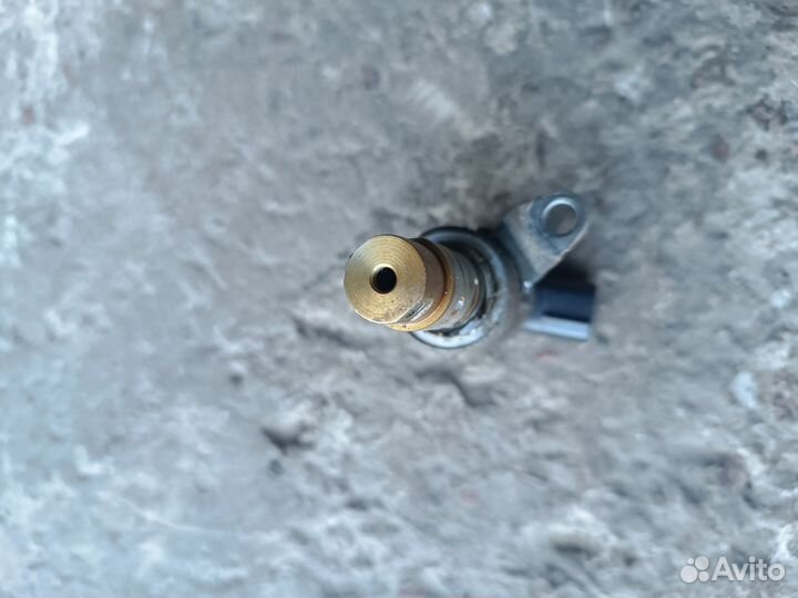 Клапан vvti mitsubishi outlander 1