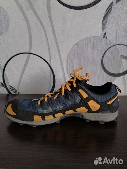 Мужские шиповки для бега