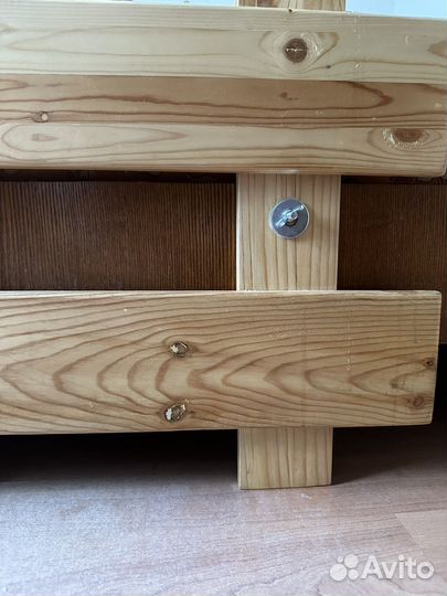 Защитный барьер для взрослой кровати