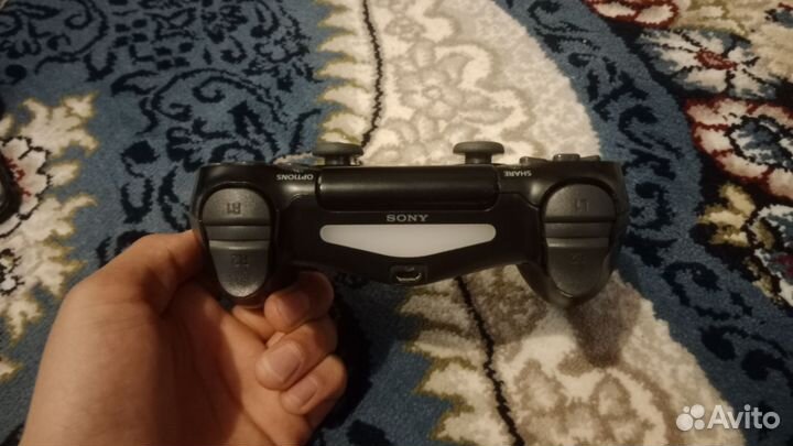 Джойстик ps4