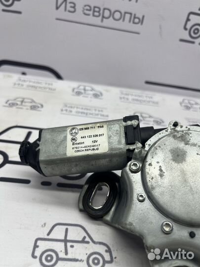 Моторчик стеклоочистителя задний Skoda Octavia A5