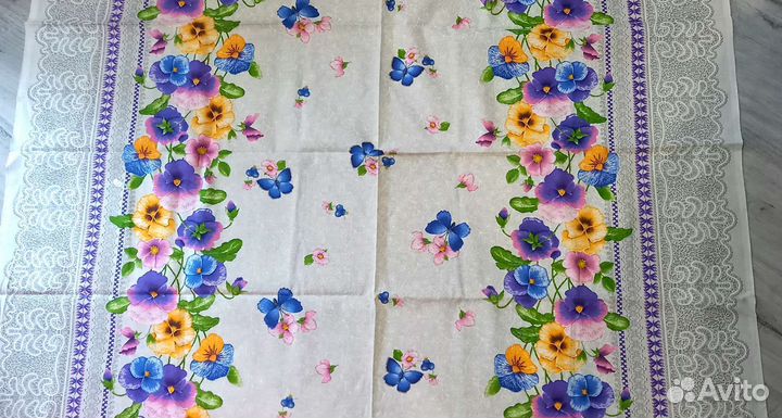 Льняная скатерть новая в клетку