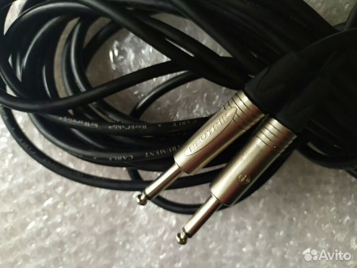 Шнур акустический Rockcable RCL30410 D8
