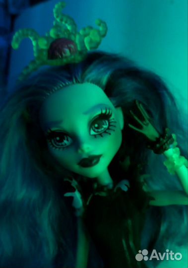 Кукла Монстер Хай Гулия Йелпс – 