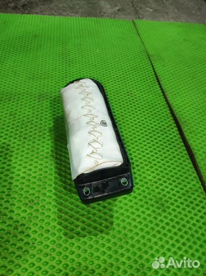 Подушка безопасности пассажирская (в торпедо) VW J