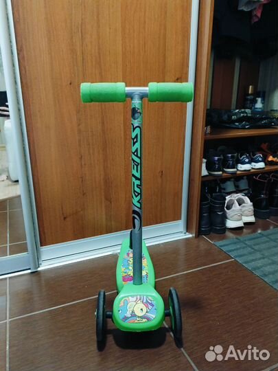 Самокат детский трехколесный