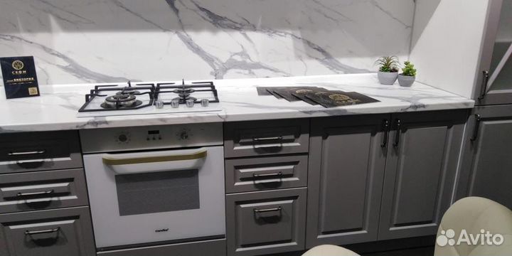 Продам кухню