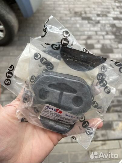 Подвес глушителя