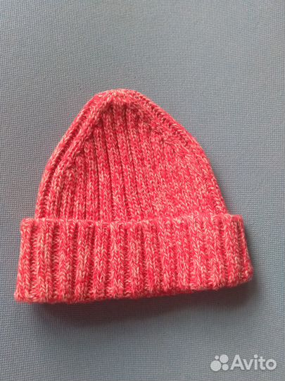 Шапка женская reserved