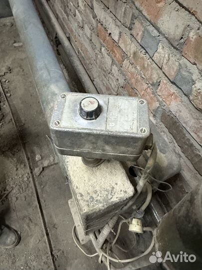 Водяной электрический обогреватель с тенами