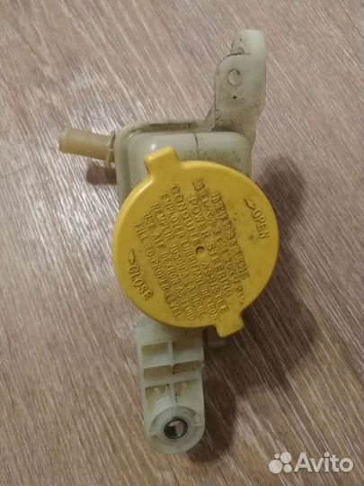 Бачок гидроусилителя руля субару легаси